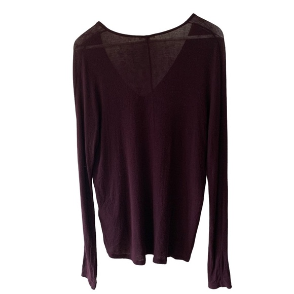 Aritzia Wilfred Burgundy Wine Sweater Size XS Knit V Neck Lightweight Layer - Picture 5 of 10